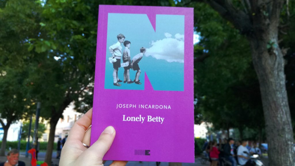 recensione di lonely betty joseph incardona