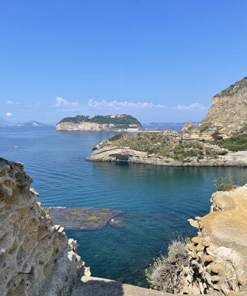 Parco Archeologico del Pausilypon e Gaiola: belvedere su Baia di Trentaremi